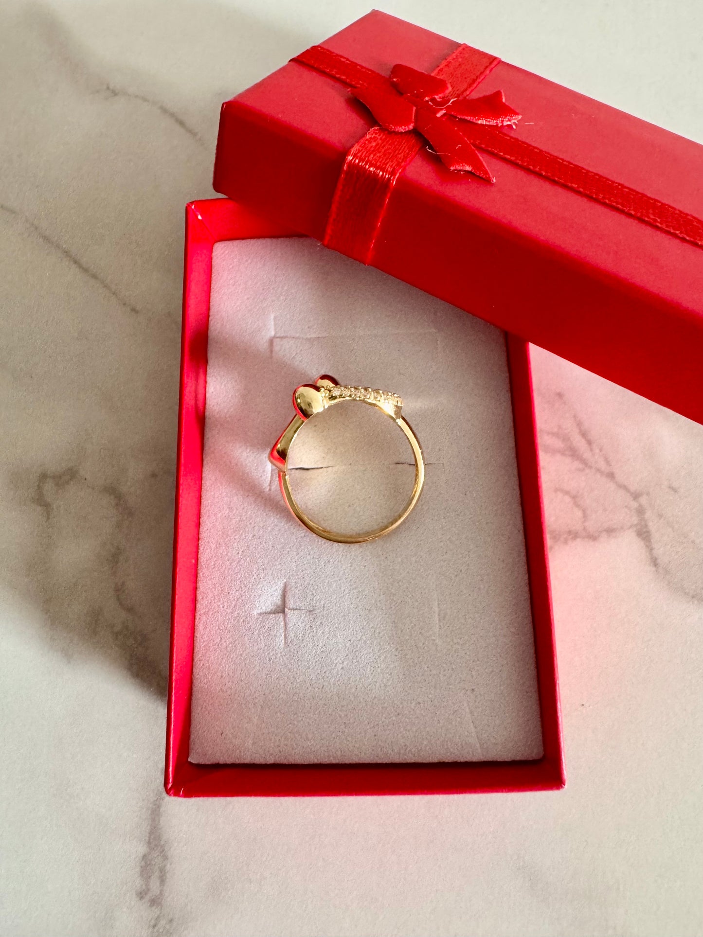 Women's 10K Gold Clipper Ring-Size 8